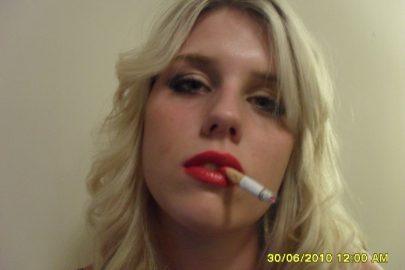 Smoking and Vibrator - FreeAmateurGallery.com