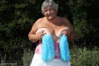 Cheer Leader - FreeAmateurGallery.com