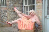 Neon Dress - FreeAmateurGallery.com